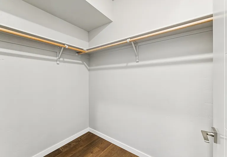 3520 N Prospect Ln #1 — Photo 20
