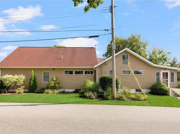 27 Luther St, Jamestown, RI 02835