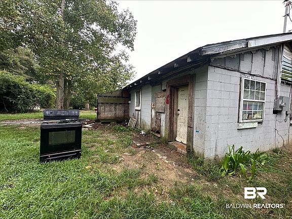 5th image of 407 Jacobee Ct