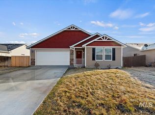 406 Bridgeport Ave, Caldwell, ID 83605