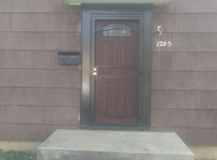 1295 E 26th Ave, Columbus, OH 43211