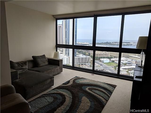 1st image of 600 Queen St APT 2305