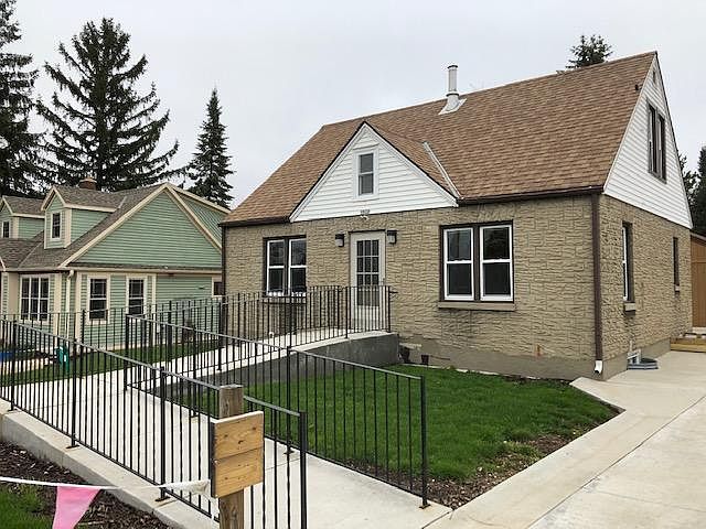 1st image of 1032 Fond Du Lac Ave