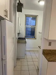 Rented by K & O Realty Associates Inc.