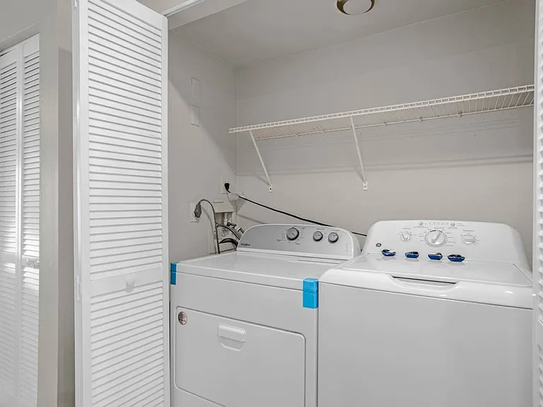 Washer/Dryer