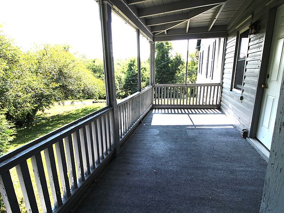 2nd image of 1250 New Danville Pike APT D