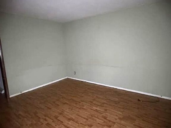 2nd image of 2620 S Pine AVENUE
