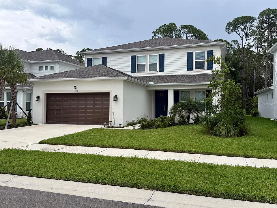 33901 Landsman Loop