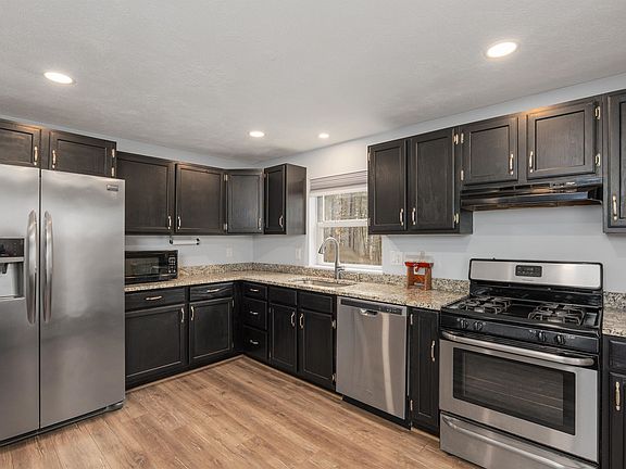 2nd image of 8 Linebrook Road