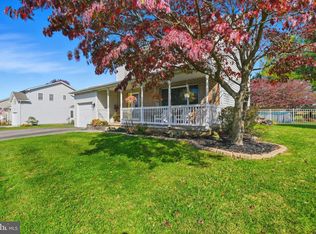 43 Ashfield Dr, Littlestown, PA 17340