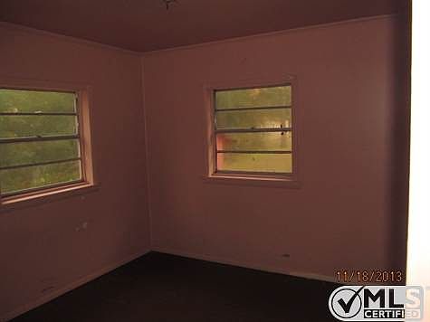 3rd image of 1124 Barack Obama Blvd