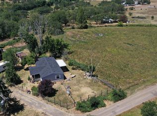 1245 Davanna Dr, Eagle Point, OR 97524