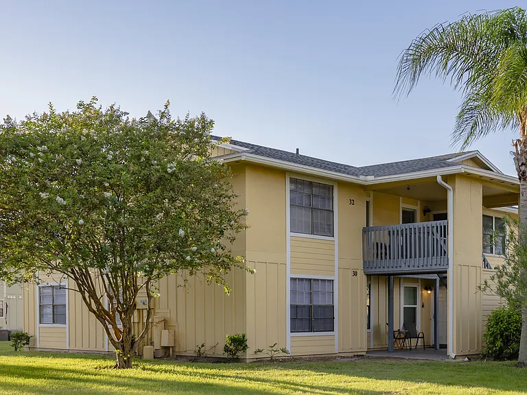 Seaside Villas Apartments — Photo 3