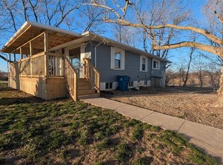 3030 Woodland Rd, Vine Grove, KY 40175