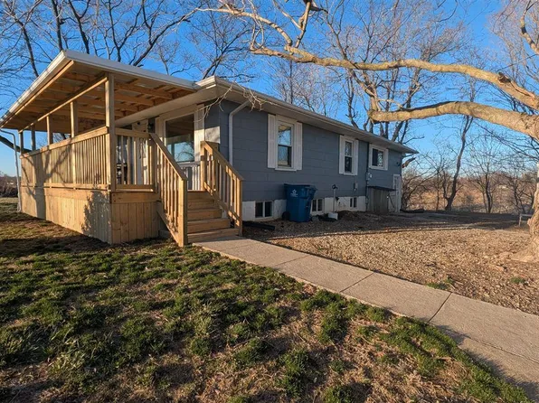 3030 Woodland Rd, Vine Grove, KY 40175