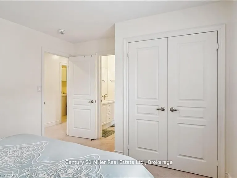 3083 Streamwood Pass — Photo 22