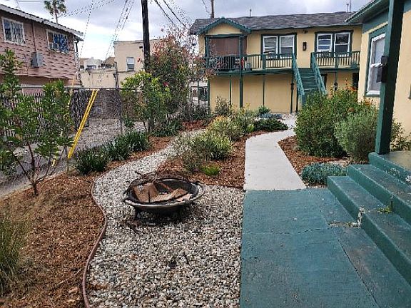 5th image of 531 Cerritos Ave