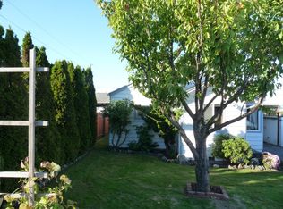 818 32nd St, Anacortes, WA 98221