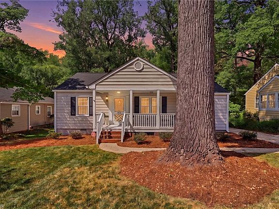 3rd image of 1814 Colonial Ave