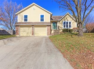 4603 SW 11th Street Ct, Blue Springs, MO 64015
