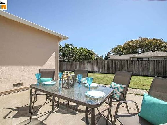 3rd image of 4822 Jennifer Ct