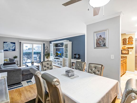 5th image of 1515 E Churchill Dr APT 106