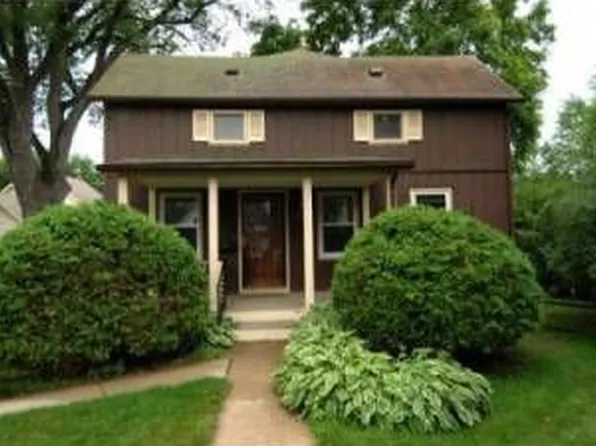 7221 Hubbard Ave, Middleton, WI 53562