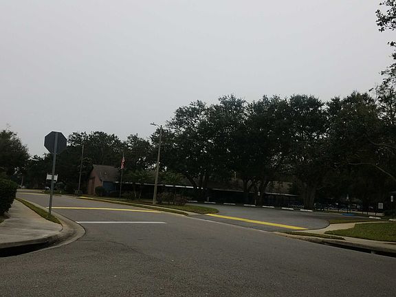 5th image of 2426 King Oak Ct
