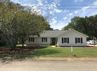 106 Pinewood Ct, Perry, GA 31069