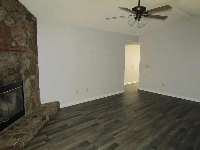 110 Tempest Ln — Photo 12