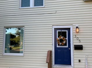 305 3rd Ave SW, Jamestown, ND 58401