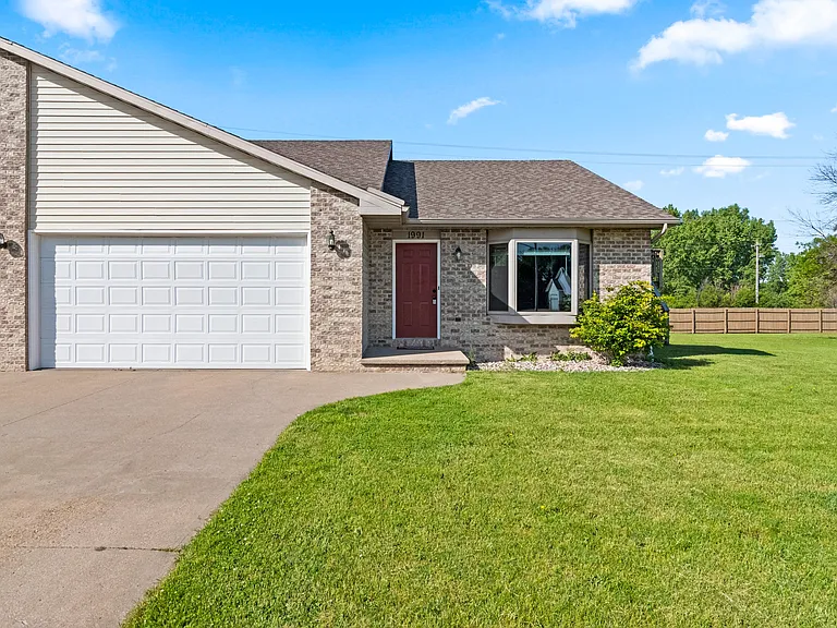 1991 Anita Ct #1991 — Photo 3