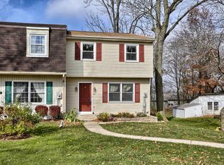 624 Mount Gretna Rd, Elizabethtown, PA 17022