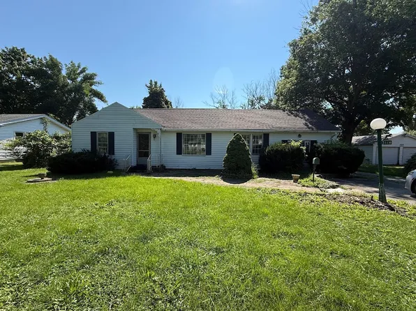 3114 Lakeland Rd, Decatur, IL 62521