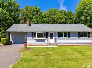 9 Petemont Drive, Farmington, CT 06032