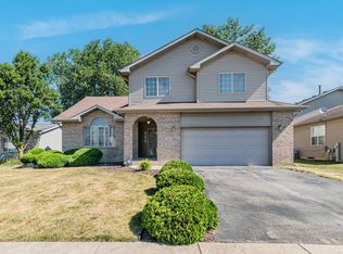 614 Farm View Rd, University Park, IL 60484