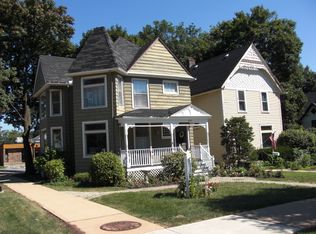 4901 Forest Ave, Downers Grove, IL 60515