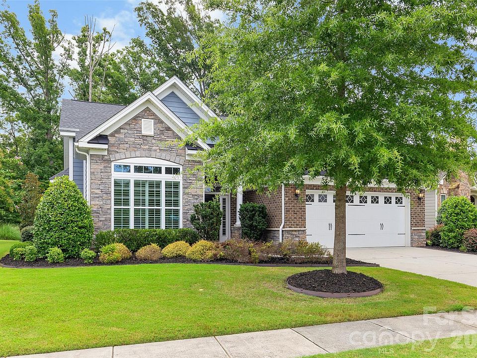 1st image of 17232 Coves Edge Ln