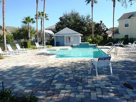 2nd image of 10803 Sierra Vista Pl
