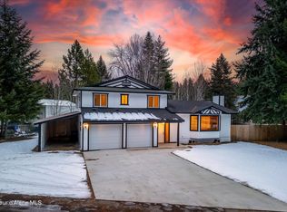 6933 W Tesemini Dr, Spirit Lake, ID 83869