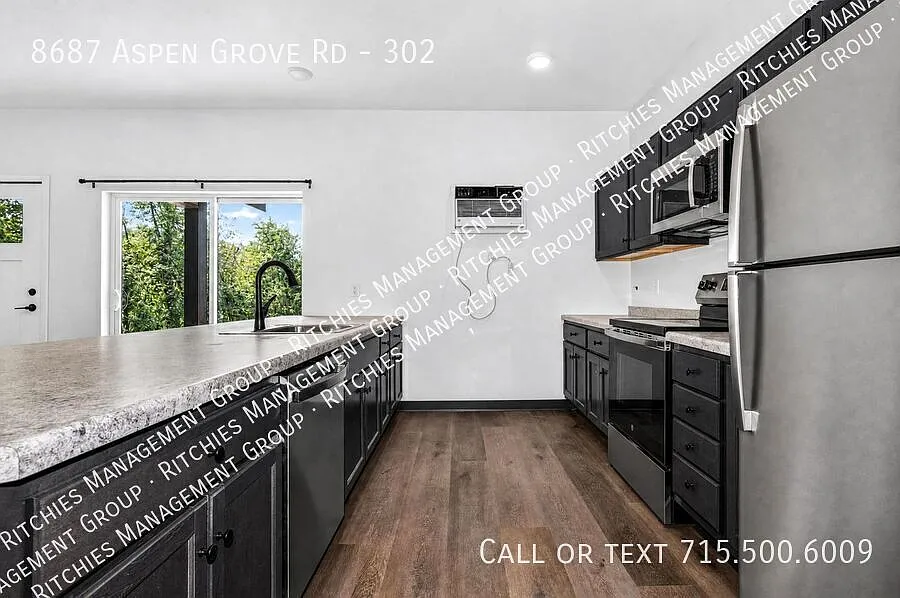 Brand-New Large 2 Bed, 2 Bath Apartment with Garage, Private Entry & In-Unit Laundry — Photo 4