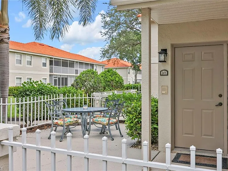 2476 Orchid Bay Dr #W-201 — Photo 3