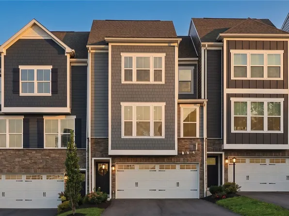 107 Sage Dr, Canonsburg, PA 15317