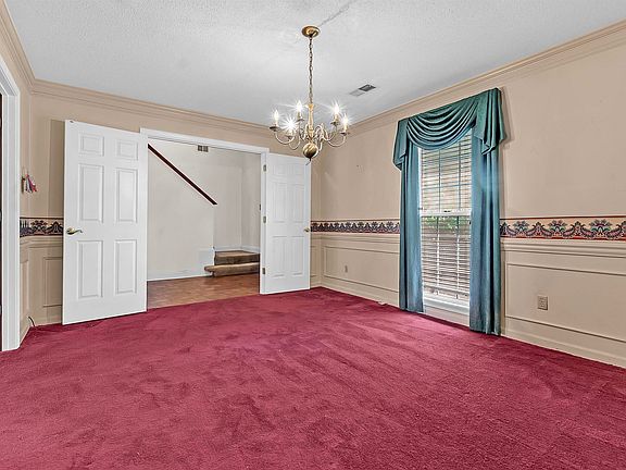 5th image of 8970 Hillman Way Dr