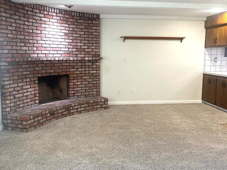 7905 Pembroke Ave — Photo 36