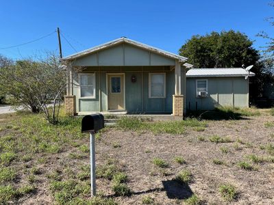 1001 N Elm Ave, Hebbronville, TX, 78361