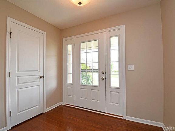 4th image of 7155 Birkdale Dr
