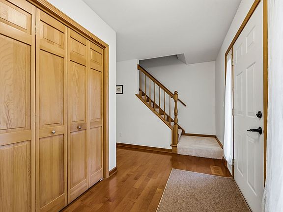 3rd image of 2920 Compton Rd