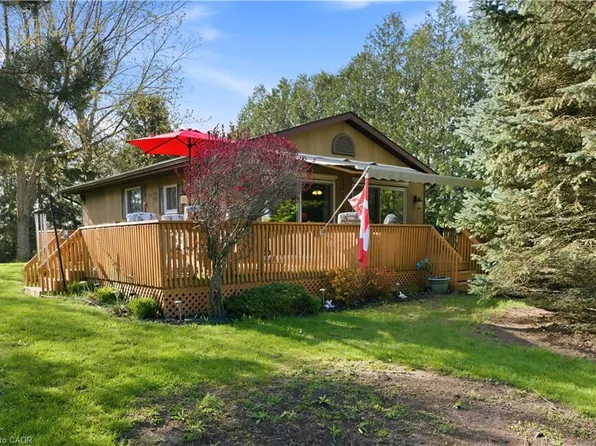 71738 Old Cedarbank Ln, Bluewater, ON N0M 1N0