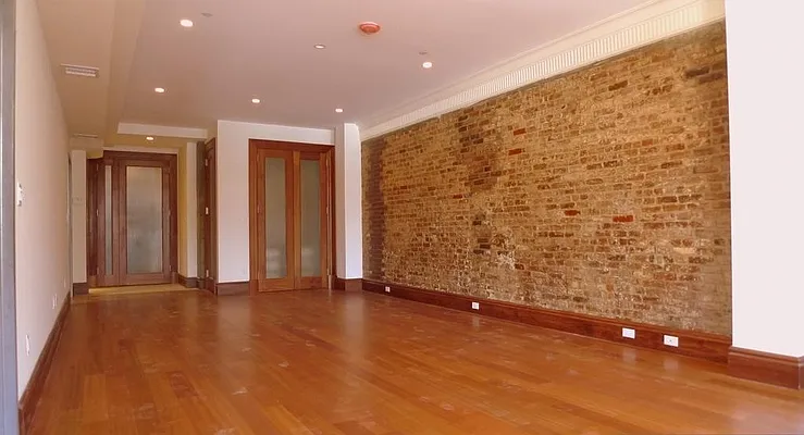 Rented by Ready Group | media 35